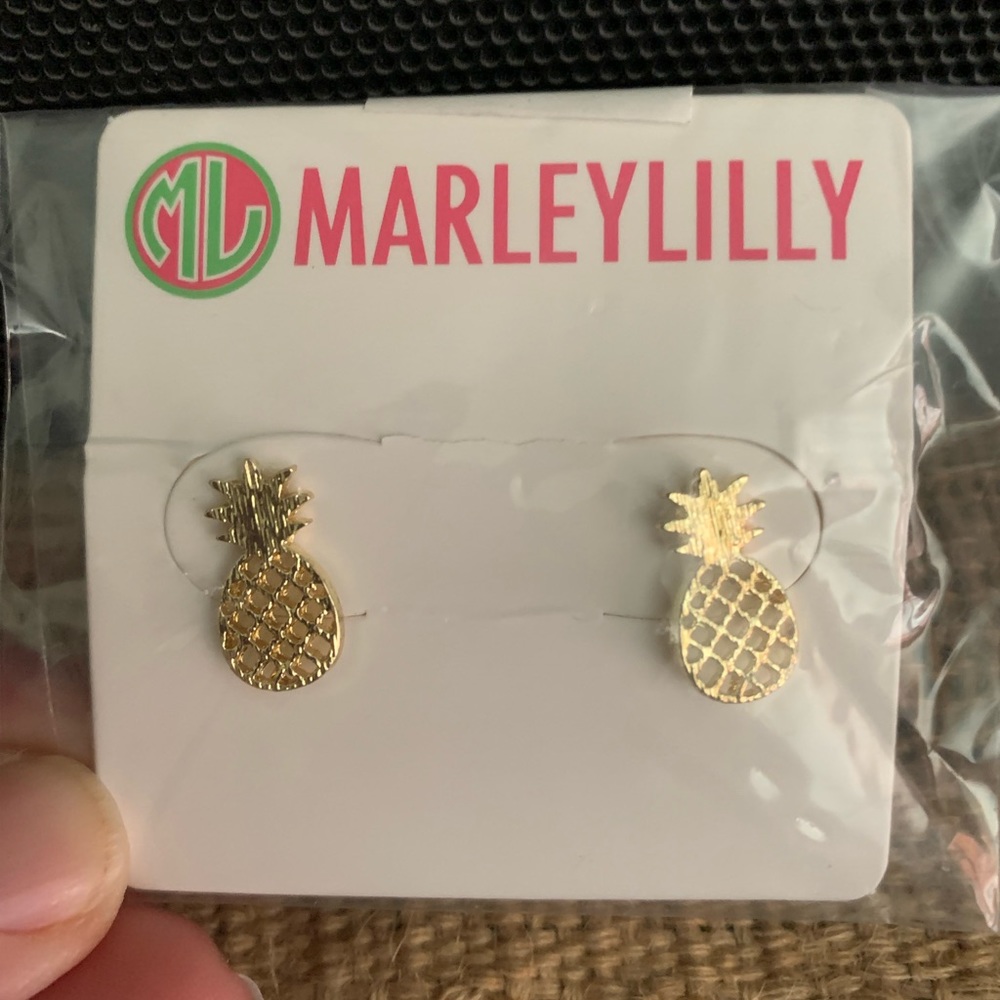 Pineapple Design Earrings